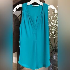 Lush Sleeveless V-Neck Green Blouse XS